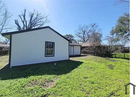 3417 Bacon St — Photo 26
