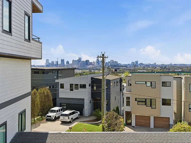 1202 Katie Ave — Photo 25