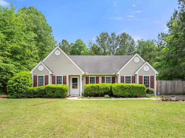 405 Whispering Ln, Seneca, SC 29672