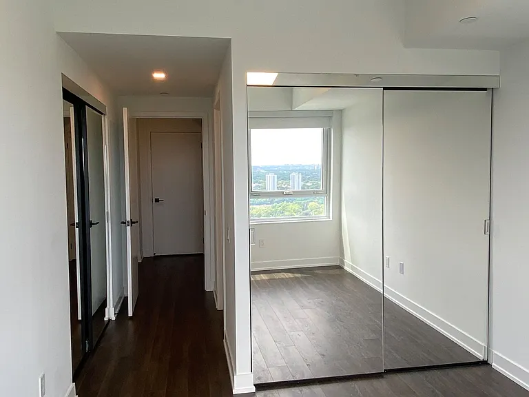 609 Sherbourne St #3209 — Photo 6