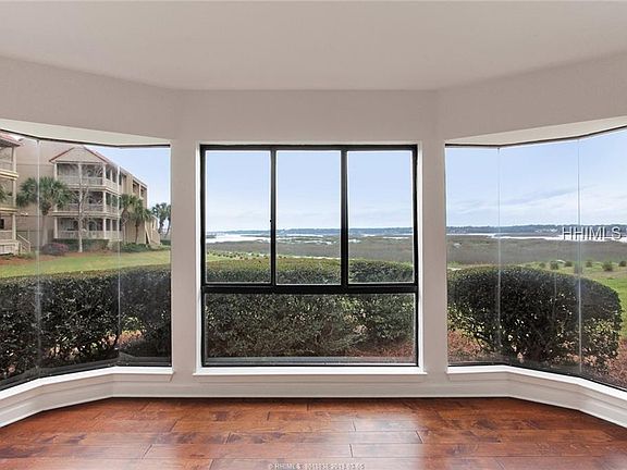 5th image of 5 Newport Dr APT 2104
