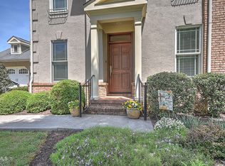 205 Oak View Cir #205, Bristol, TN 37620