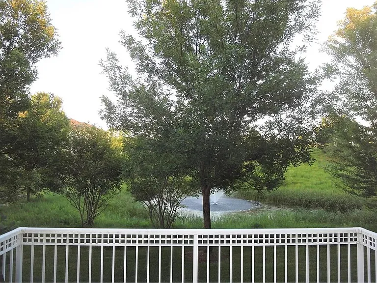 5094 Yuma Ln N — Photo 19