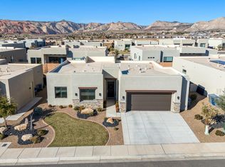 1344 W Firepit Knoll Dr, Saint George, UT 84770