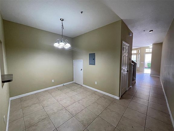5th image of 6007 SCOTCHWOOD GLEN #32