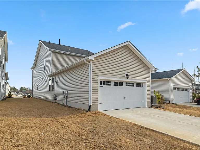 271 Edge Of Auburn Blvd — Photo 20