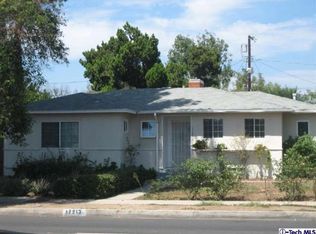 17213 Saticoy St, Van Nuys, CA 91406