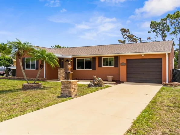 7582 Lyncrest St, North Port, FL 34287