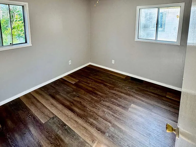 17001 Lipton Ave — Photo 10