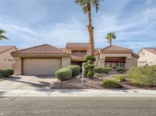 9320 Cactus Wood Dr, Las Vegas, NV 89134