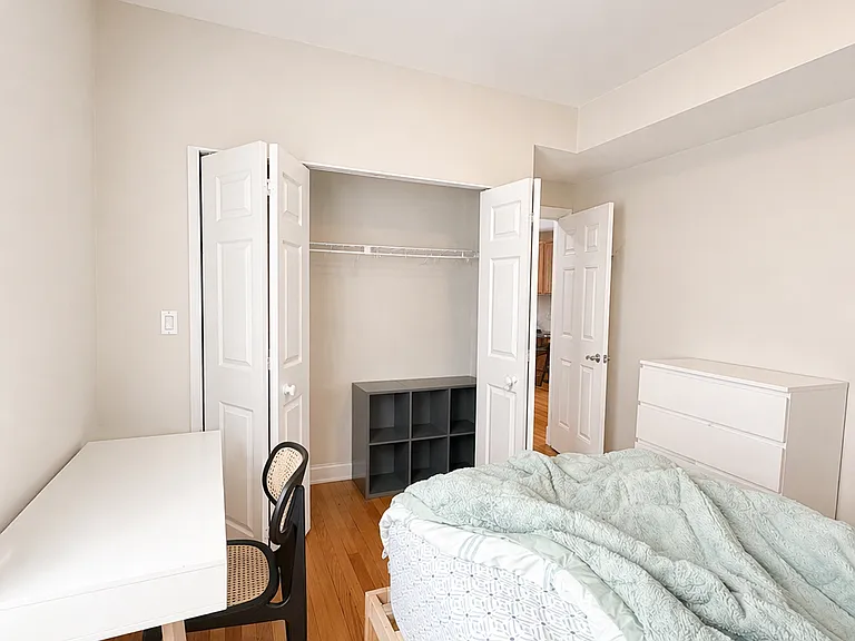 6815 N Lakewood Ave #2N — Photo 8