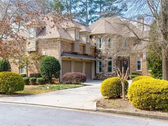 2709 Rustling Pines Ct NE, Marietta, GA 30062