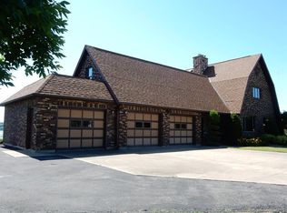 140 Wind River Dr, Hamilton, IL 62341