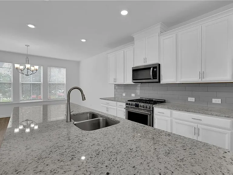 2699 Richmond Row Dr — Photo 9