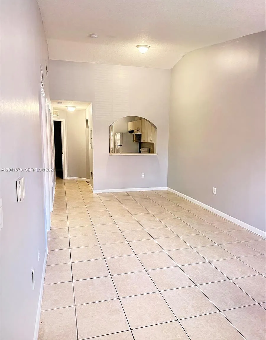 Venetia Gardens South Con — Photo 3
