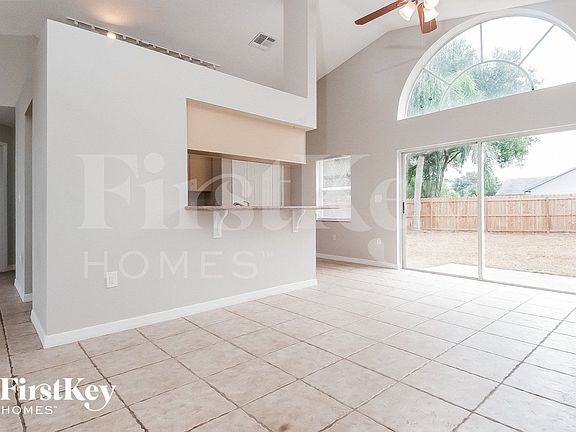 4th image of 126 Timber Park Dr