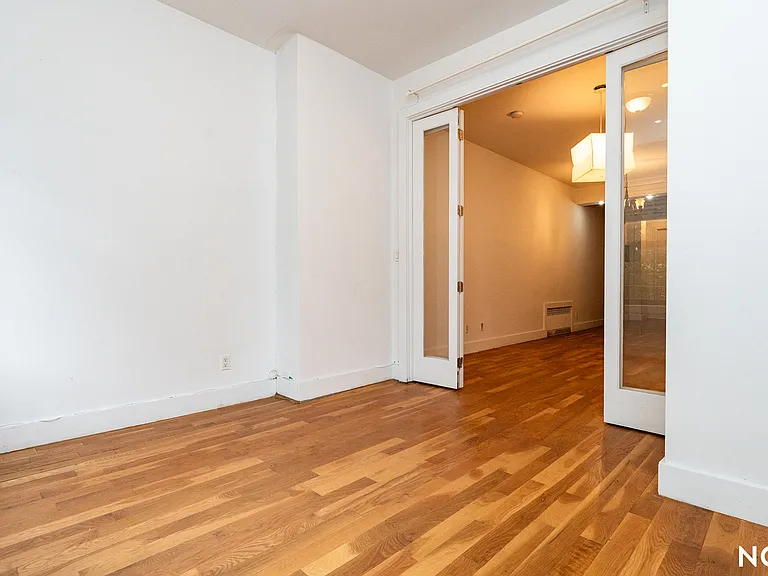 255 Jefferson St #2B — Photo 8