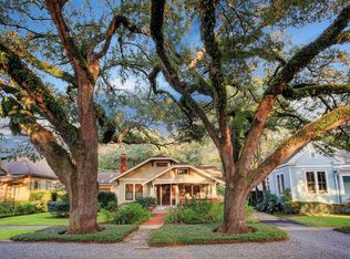 816 Arlington St, Houston, TX 77007