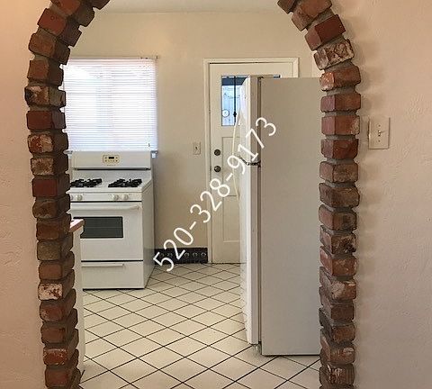 5th image of 625 N Desert Ave