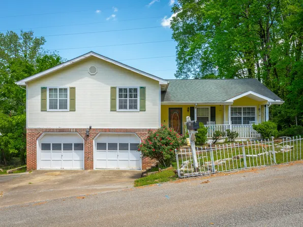 4721 Briarwood Cir, Chattanooga, TN 37416