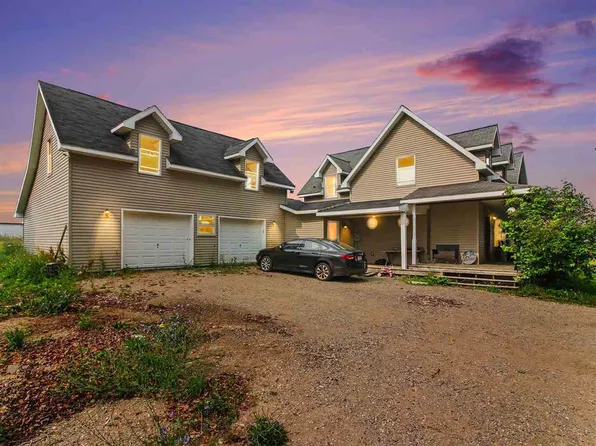 15608 Klooster Rd, Charlevoix, MI 49720