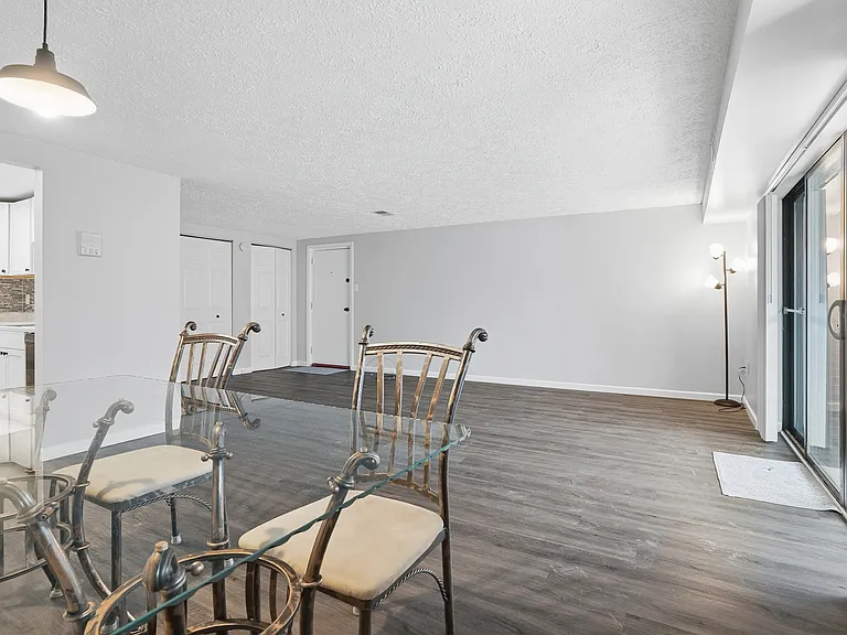 1204 Dutilh Rd #1 — Photo 8