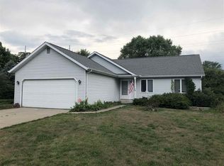 54345 Del Rey Dr, Osceola, IN 46561