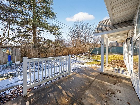 2nd image of 1936 Cabernet Ln NW