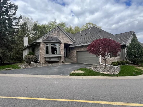 655 Waycliffe Dr N, Wayzata, MN 55391