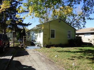 720 Riverside Ave, South Elgin, IL 60177