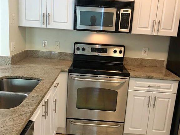 3rd image of 1105 Reserve Ct #1-202