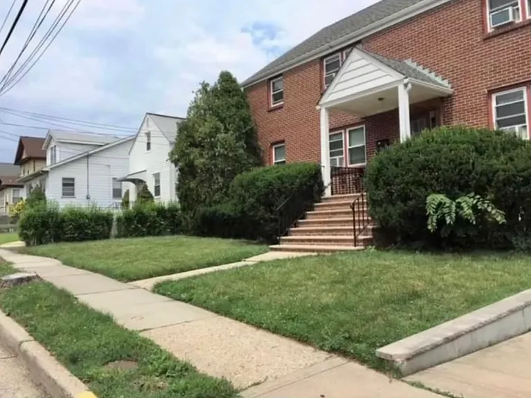510 Grant St — Photo 1