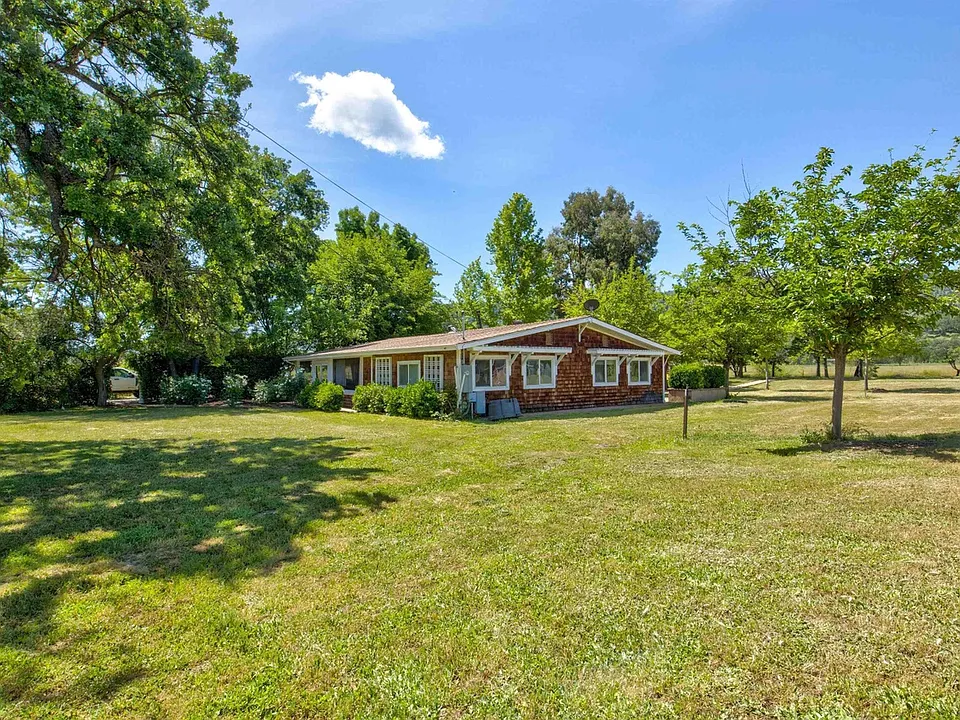 2051 Dollarhide Rd