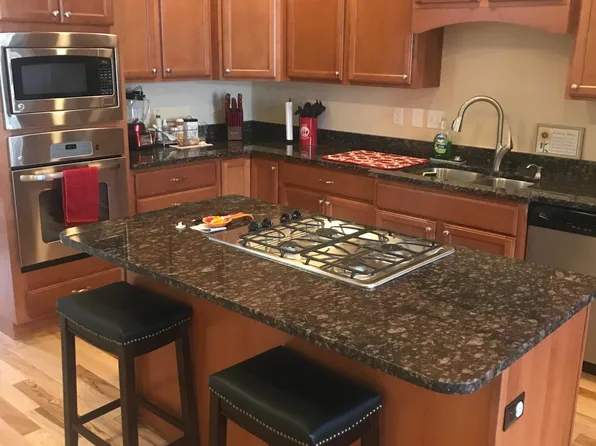 15 Camelia Ave Unit 1, Concord, NH 03301