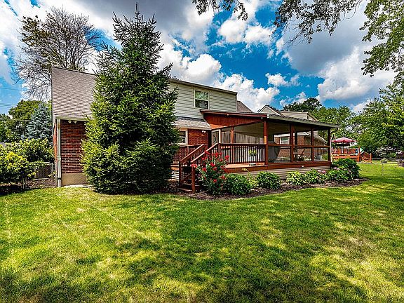 3rd image of 1562 Fawnvista Ln