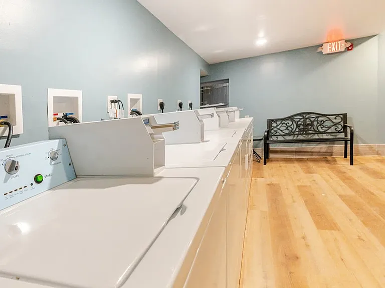 1384 Ridge Ave #4-ID1314954P — Photo 33