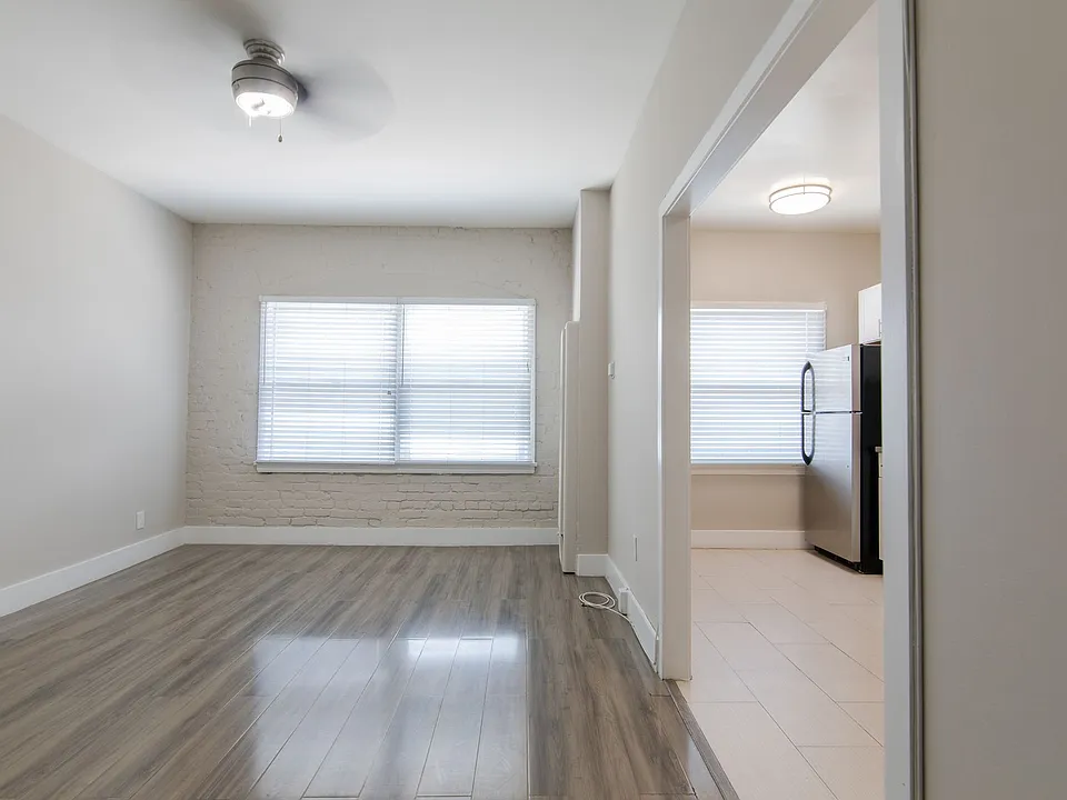 8th Street Apartments | Gorgeous Newly Remodeled One Bedroom and Studios