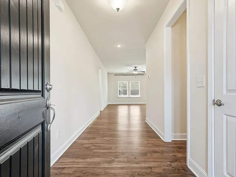 52 Woodwater Cir — Photo 5