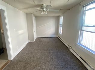 90 Cleaves St APT 302, Biddeford, ME 04005