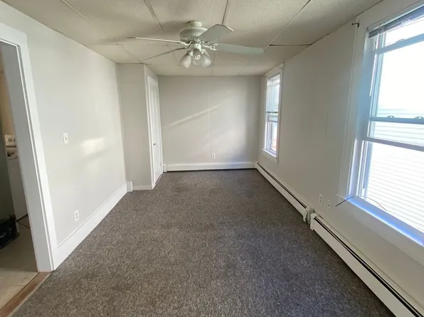 90 Cleaves St., 90 Cleaves St APT 302, Biddeford, ME 04005