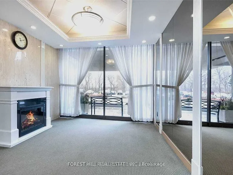 715 Don Mills Rd #1002 — Photo 33