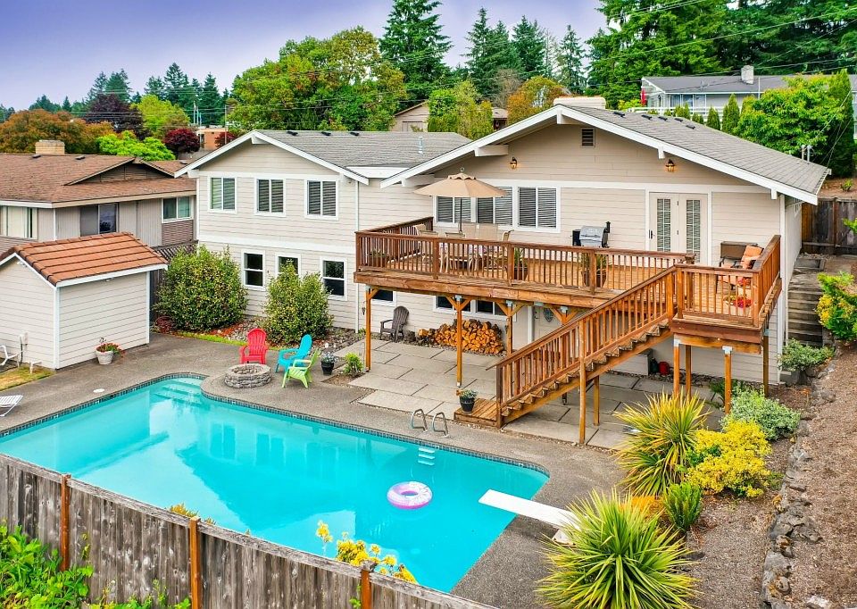 1st image of 4008 Elwood Dr W