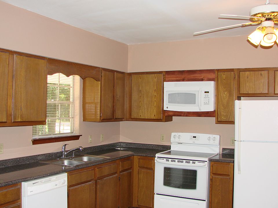 2nd image of 353 Debuys Rd