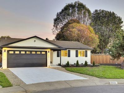 2580 Early Rivers Ct, Union City, CA, 94587