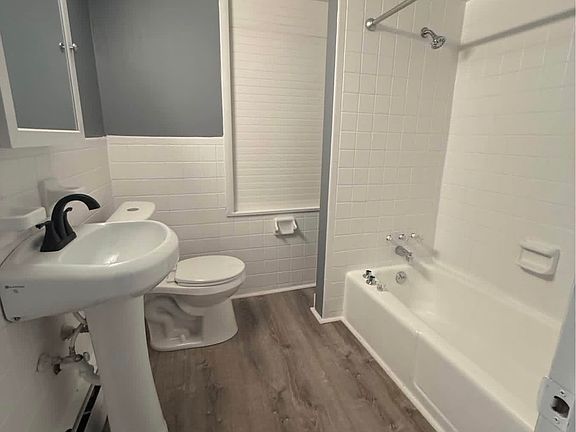 5th image of 318-320 Church St #3