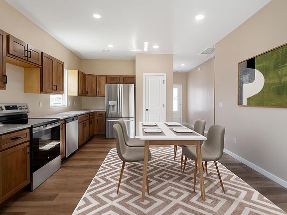 3rd image of 245 Newport Avenue