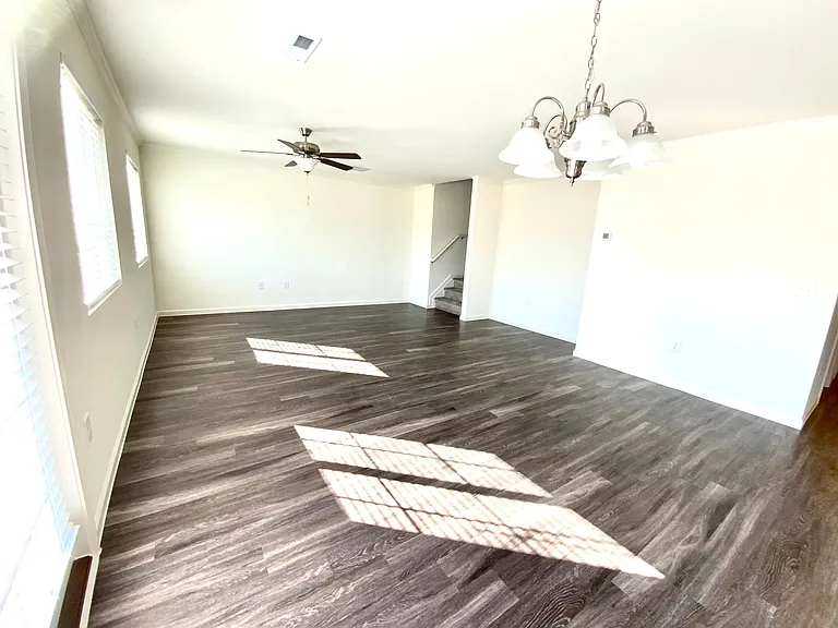 3912 Bissett Way — Photo 14