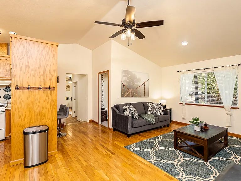 6263 Pine Needle Ln — Photo 8