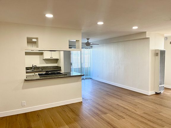 2nd image of 1721 Coronado Ave APT 201