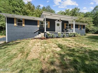 2568 White Oak Grove Rd, Morristown, TN 37813